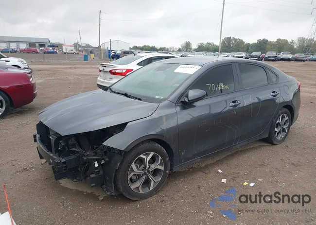 3KPF24AD2KE096124: 40410255