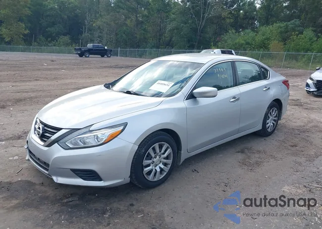 1N4AL3AP3JC201910: 40409651