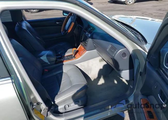 JT8BH28F4Y0179854: 40411915