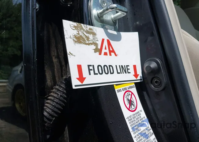 4T1BF3EK6BU188212: 40411585