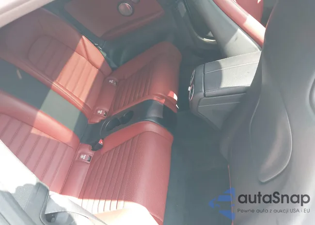 WDDWJ4KB1JF748595: 40413383