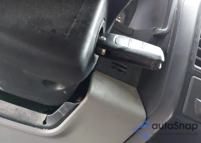 1FTMF1CB6JKC60606: 40415155