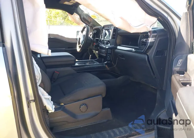 1FTFW1E8XNKE95445: 40417013