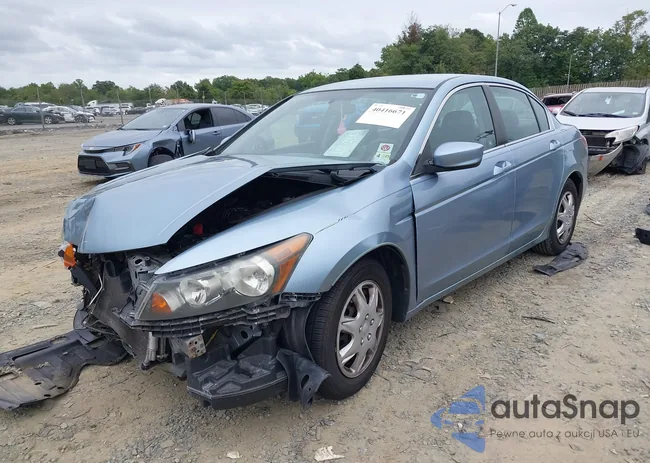 1HGCP2F32CA072646: 40416671