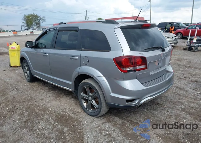 3C4PDCGGXHT532331: 40418366