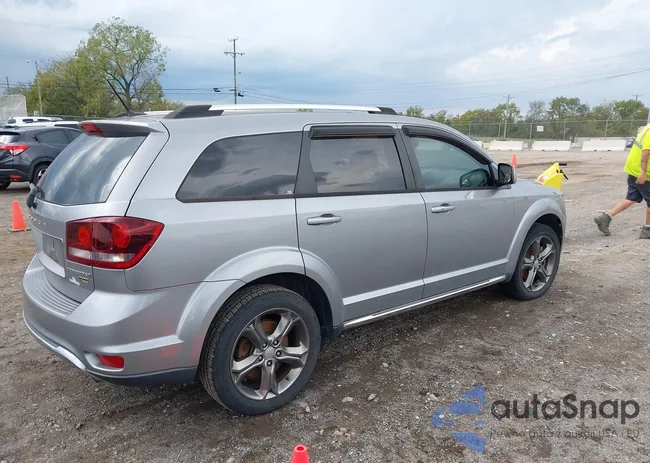 3C4PDCGGXHT532331: 40418366