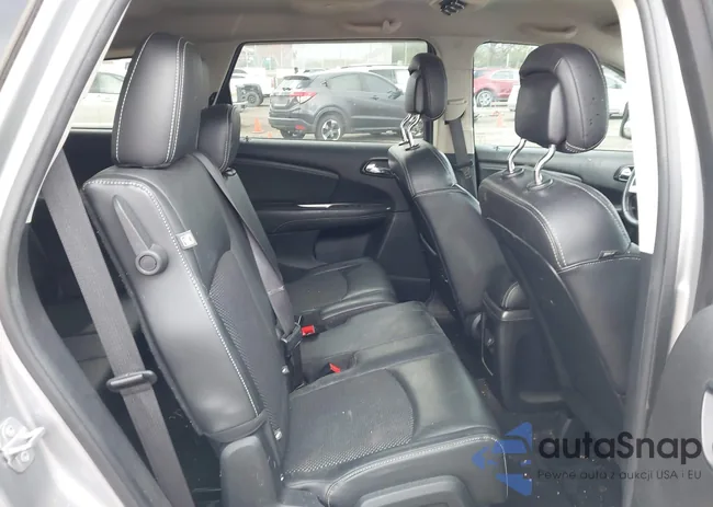 3C4PDCGGXHT532331: 40418366