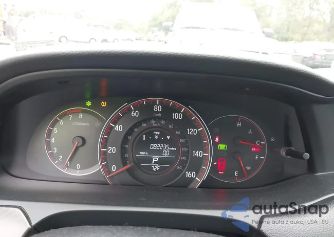 1HGCR2F14HA260701: 40418828