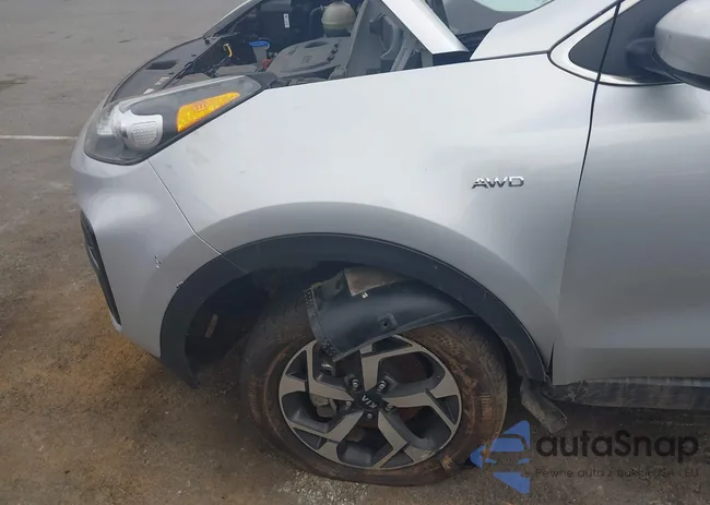 KNDPMCAC5L7816520: 40422096