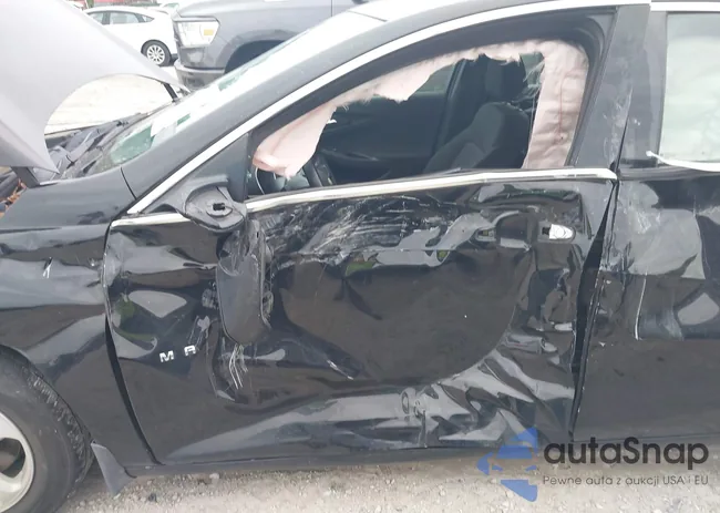 1G1ZB5ST7JF236013: 40422976