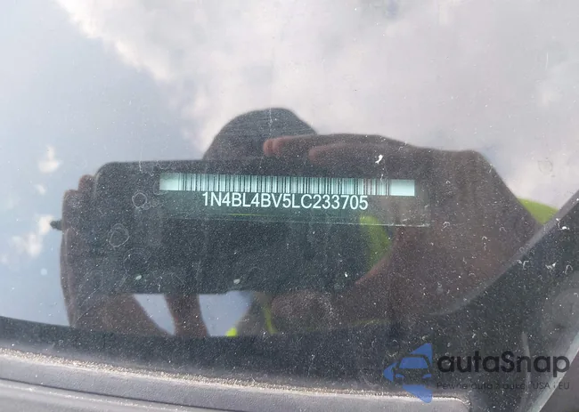 1N4BL4BV5LC233705: 40423701