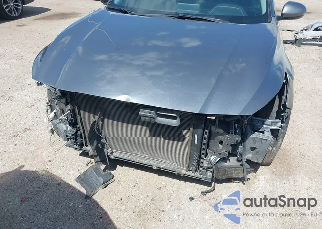 1N4BL4BV5LC233705: 40423701