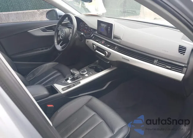 WAUENAF40JA110529: 40424942