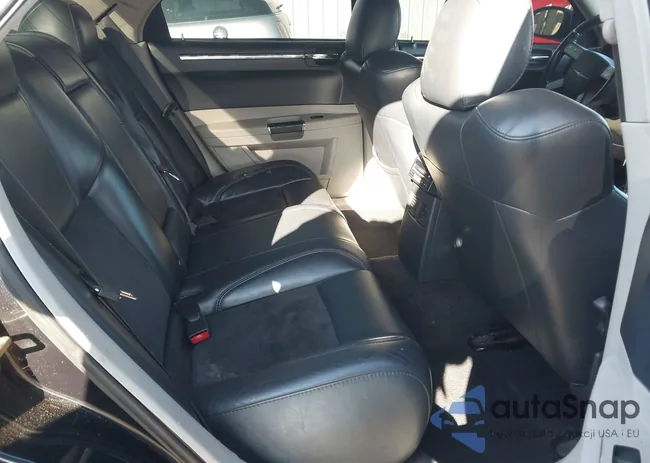 2C3LA73W86H388896: 40425821