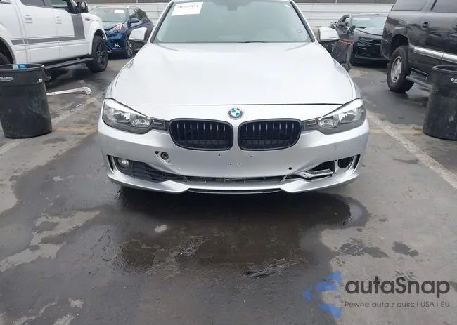 WBA3C1C54FP852480: 40425851