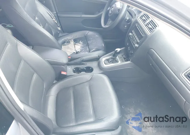 3VWD17AJ7EM298417: 40426150