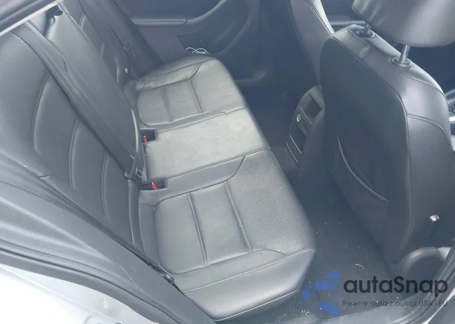 3VWD17AJ7EM298417: 40426150