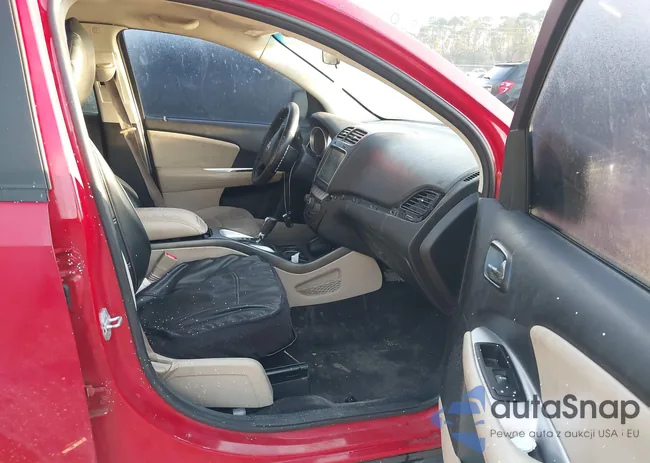 3C4PDCBB7DT709777: 40426351