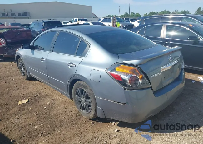 1N4AL2AP9AN466653: 40425581