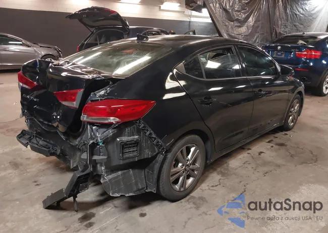 5NPD84LF7JH273622: 40425658