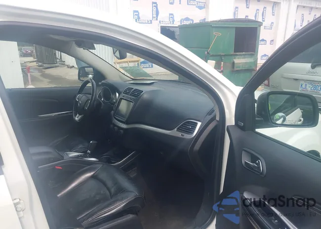 3C4PDCBG9ET205034: 40425705