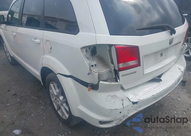 3C4PDCBG9ET205034: 40425705