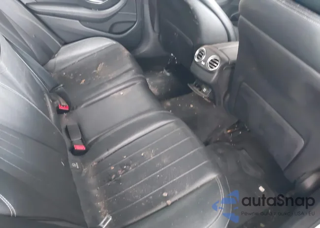 WDDZF4JBXJA295297: 40427727