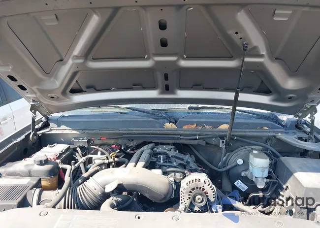 1GNFC13CX7R305788: 40428551