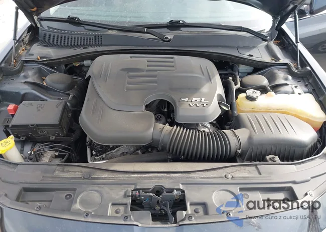 2C3CCARGXFH757085: 40428734