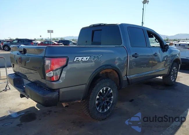 1N6AA1ED0RN102916: 40429932