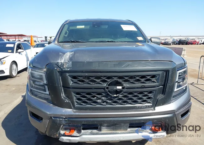 1N6AA1ED0RN102916: 40429932