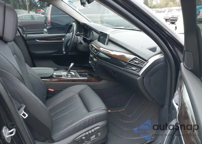 5UXKR6C56E0C02732: 40430893