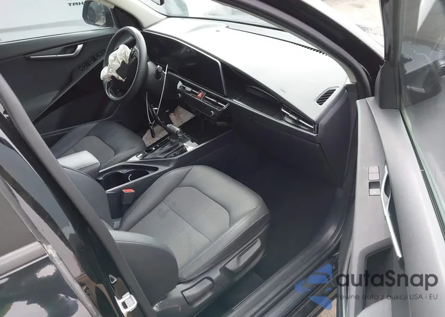 KNDCR3LE0P5059204: 40431306