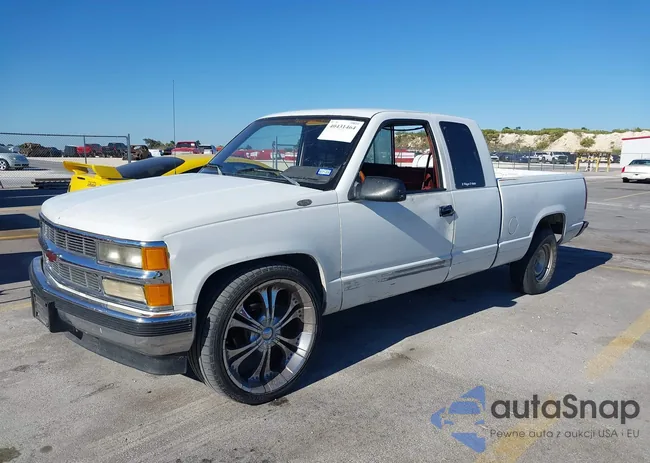 2GCEC19K3M1203921: 40431464