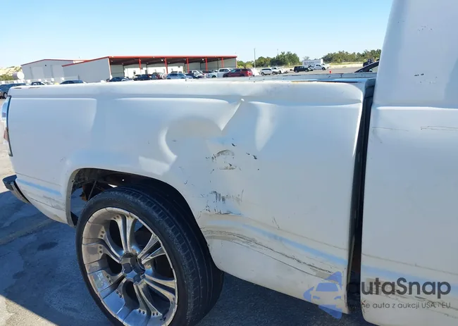 2GCEC19K3M1203921: 40431464