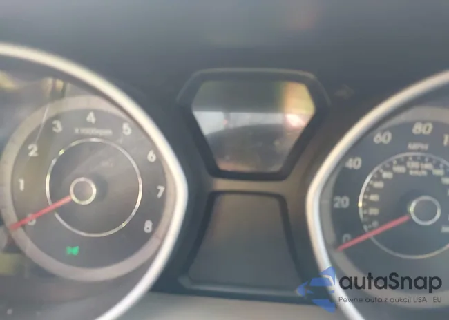 KMHDH4AE4GU618724: 40431759