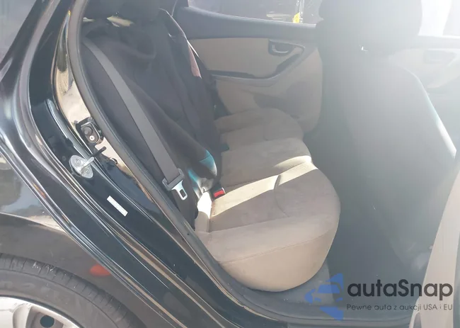 KMHDH4AE4GU618724: 40431759