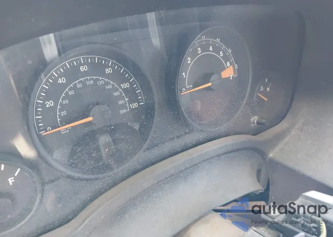 1C4NJPBB6GD562403: 40432528