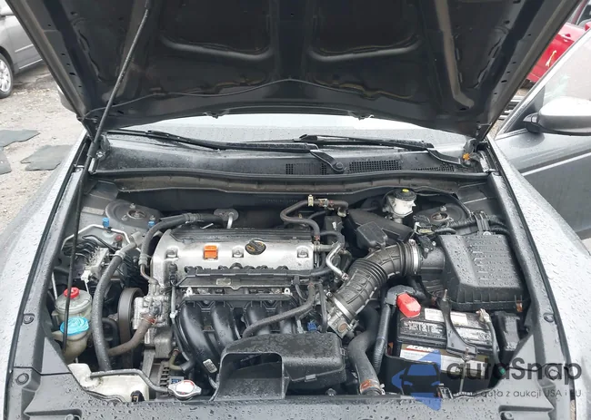 1HGCP2F31BA143835: 40433466