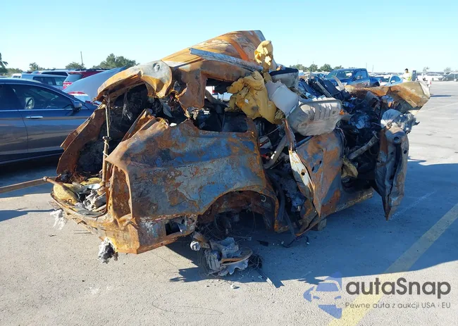 5XYP34GC3RG436457: 40434658