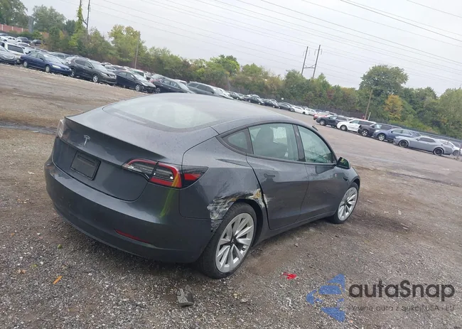 5YJ3E1EA8MF851038: 40437835