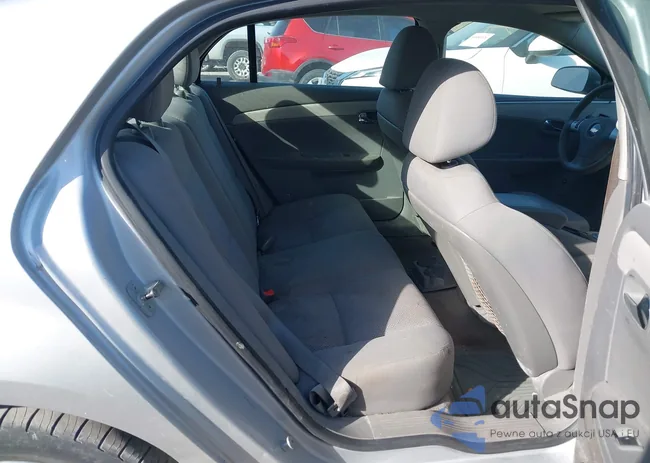 1G1ZB5EB7AF102797: 40438018