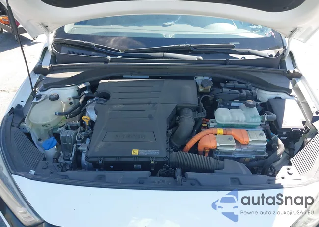 KMHC75LCXKU105955: 40438196