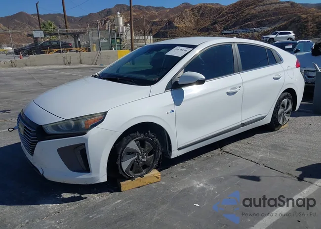 KMHC75LCXKU105955: 40438196