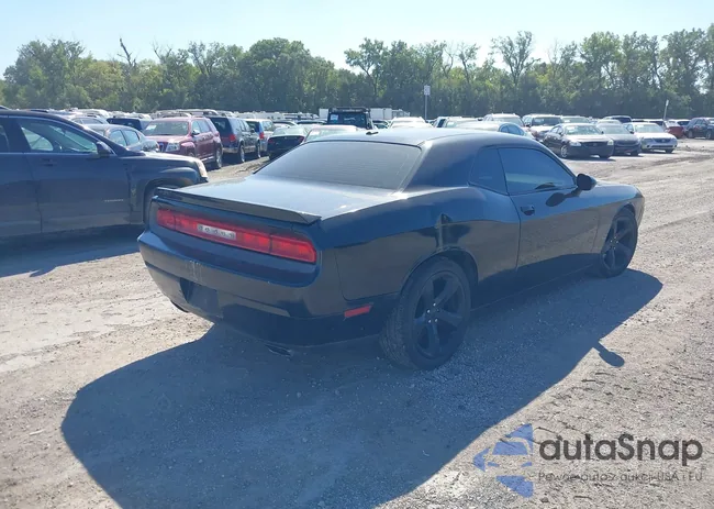 2C3CDYBT6DH719136: 40438242