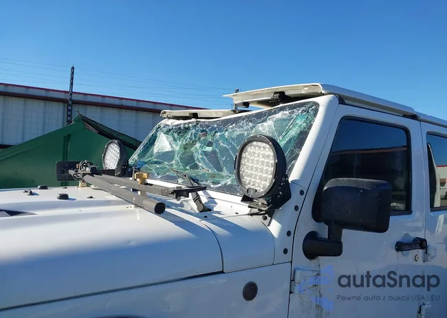 1C4BJWEG5GL243004: 40438321