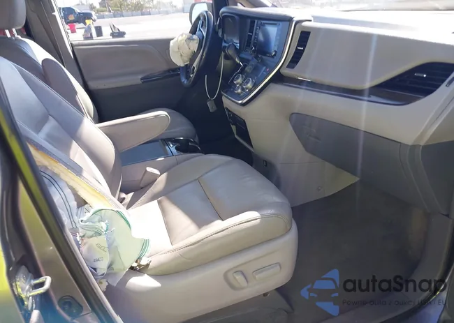 5TDYZ3DC0JS917727: 40438328