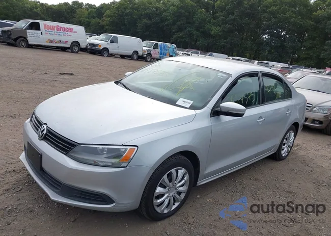 3VWDP7AJ0CM333875: 40438366