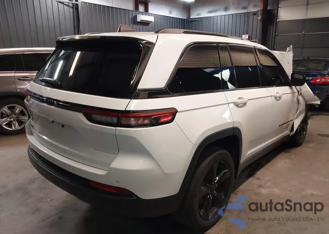 1C4RJHAG2PC530980: 40437549