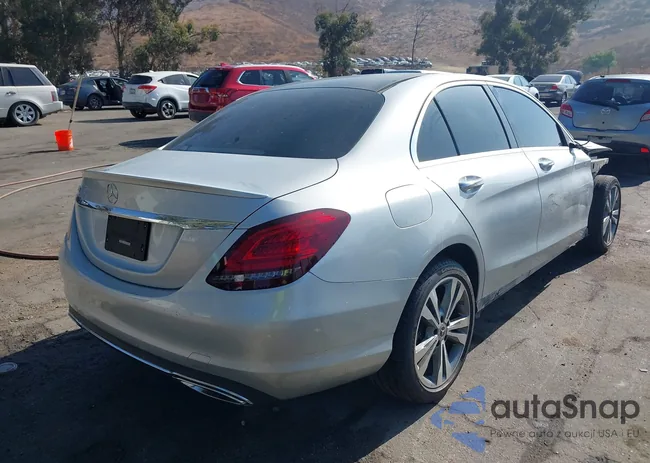 WDDWF8DB7LR526991: 40438514